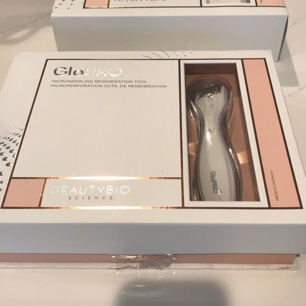 GloPRO NIB Microneedling Regeneration Tool